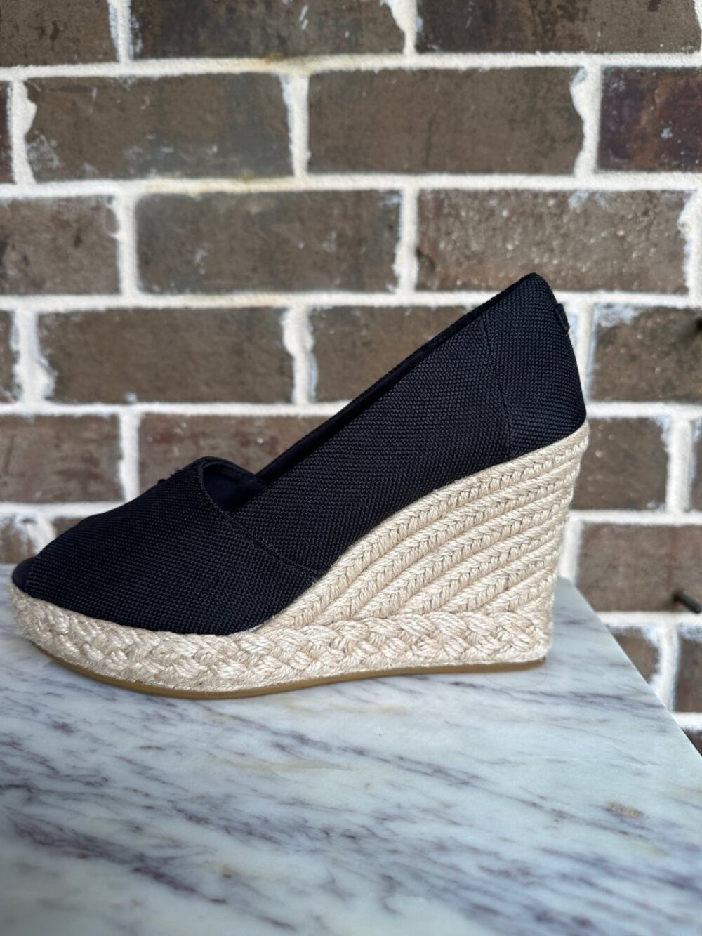 TOMS Michelle Peep Toe Espadrille Wedge Pump Black Sandal Slip-on Heels Size 9 - Picture 4 of 15